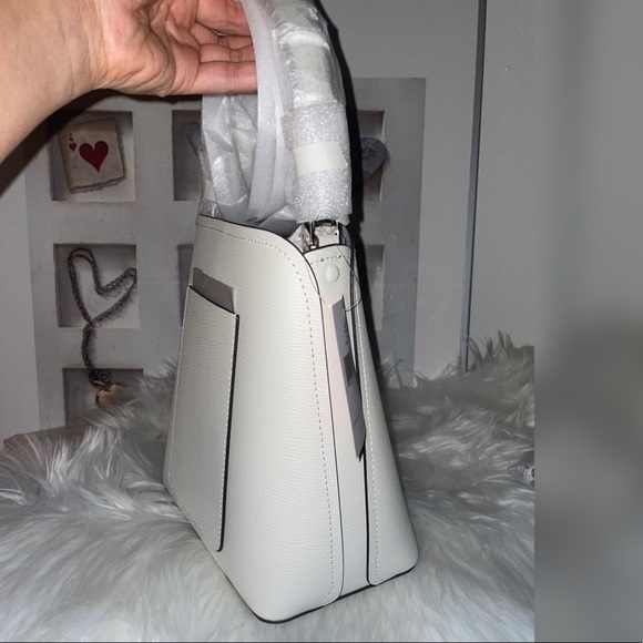 🌺 NWT Kate ♠️ Spade Darcy Small Bucket Crossbody bag 🌺 - Picture 6 of 15